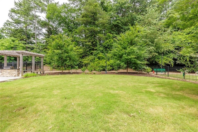 795 Hammond Dr Unit 503, Sandy Springs, GA 30328 - view of yard with a pergola