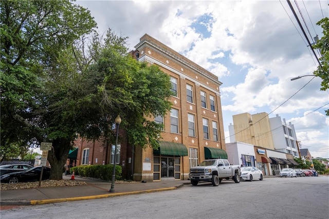 1596 Cleveland Ave Unit 301, East Point, GA 30344 - view of building exterior