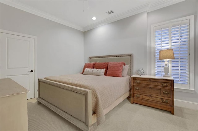 bedroom with recessed lighting, visible vents, light carpet, crown molding, and baseboards