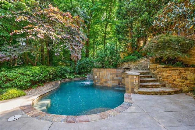 1255 Beech Haven Rd NE, Atlanta, GA 30324 - view of swimming pool