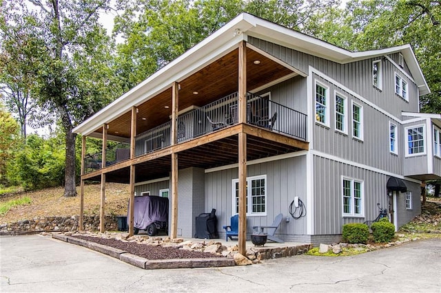 view of rear view of house