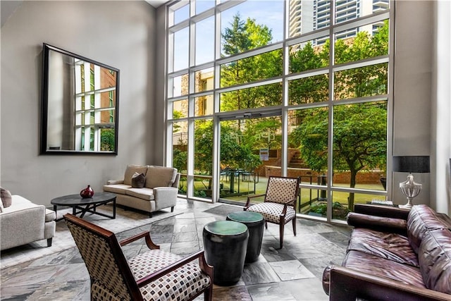 view of sunroom / solarium