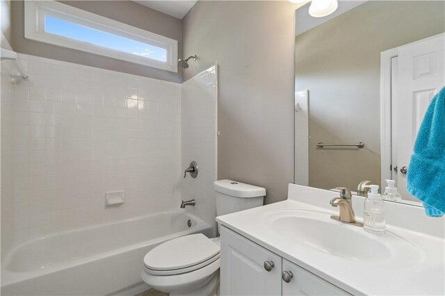 5073 Kingsbridge Pass, Powder Springs, GA 30127 - full bathroom with toilet, vanity, and bathing tub / shower combination