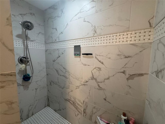 713 Pine Chase Ct, Lawrenceville, GA 30043 - bathroom with tiled shower