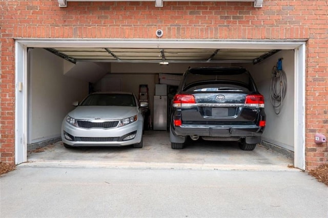 401 Iona Abbey Ct Unit 6, Smyrna, GA 30082 - garage with concrete driveway