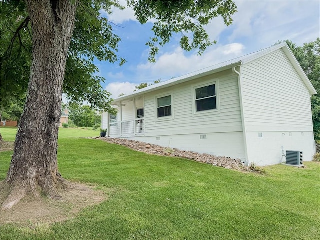 3905 Hunt Dr SE, Gainesville, GA 30507 - rear view of house with crawl space, a lawn, and a metal roof