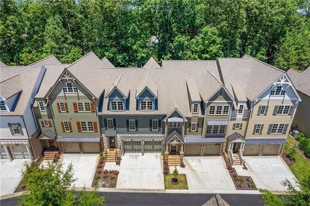 view of front of house with a garage