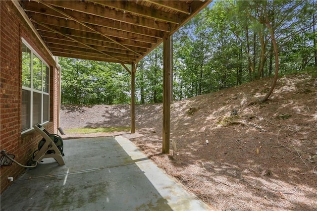 5060 Windcrest Ln, Alpharetta, GA 30022 - view of patio / terrace