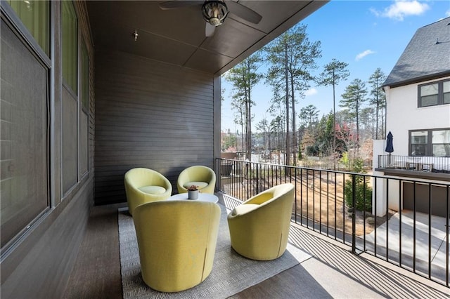 balcony with a ceiling fan