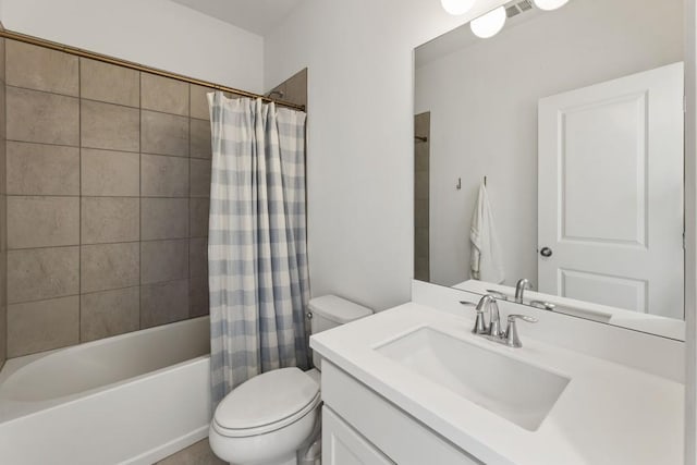 828 Chestnut Pl, Milton, GA 30004 - bathroom featuring toilet, vanity, and shower / tub combo
