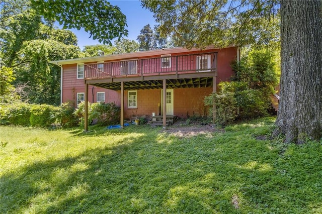 128 Mountain View Dr, Gainesville, GA 30501 - back of house featuring a wooden deck and a yard