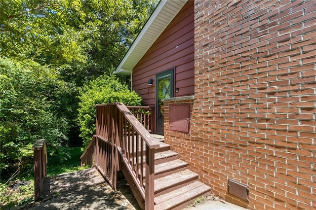 128 Mountain View Dr, Gainesville, GA 30501 - view of wooden deck