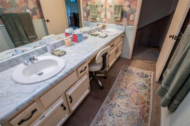 bathroom with vanity