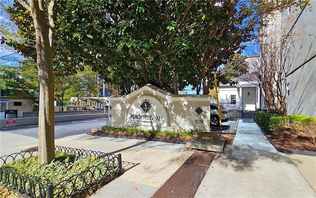 1074 Peachtree Walk NE Unit B 216, Atlanta, GA 30309 - exterior space