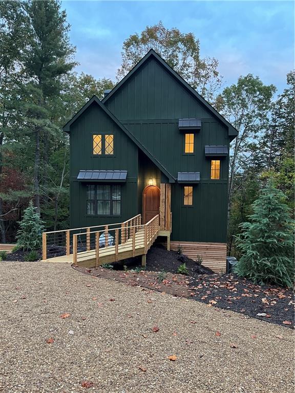 6 Huntington Pl, Dahlonega, GA 30533 - view of front of property with board and batten siding