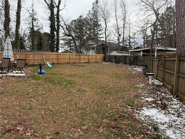 view of yard with a patio