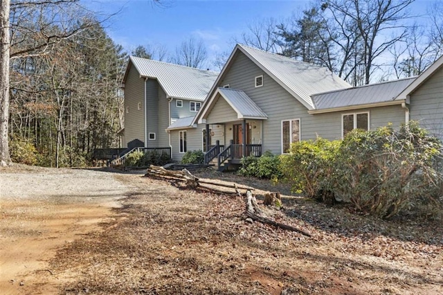 view of front of property with metal roof