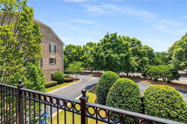 11271 Calypso Dr, Alpharetta, GA 30009 - view of yard