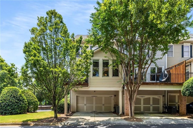 11271 Calypso Dr, Alpharetta, GA 30009 - multi unit property featuring a garage, driveway, and a balcony