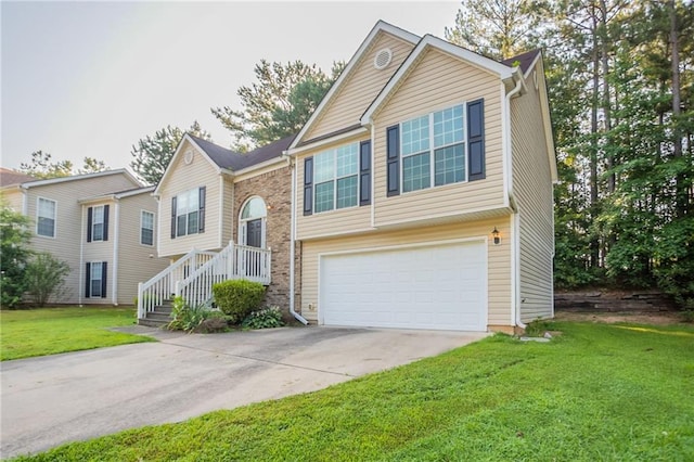5033 Kens Ct, Stockbridge, GA 30281 - split foyer home with an attached garage, concrete driveway, and a front yard