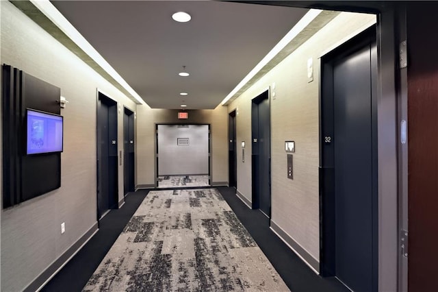 400 W Peachtree St NW Unit 3216, Atlanta, GA 30308 - hall with elevator and recessed lighting