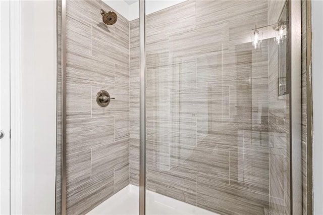 full bathroom featuring a stall shower
