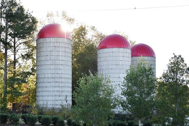 1210 Mayfield Rd, Milton, GA 30009 - exterior view of a barn
