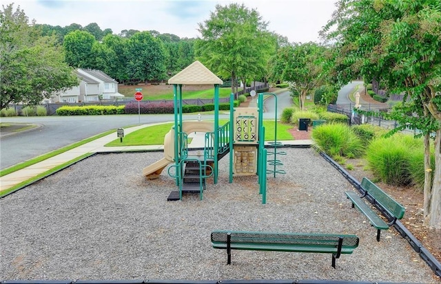 922 Gardenia Curv, Canton, GA 30114 - community play area featuring fence