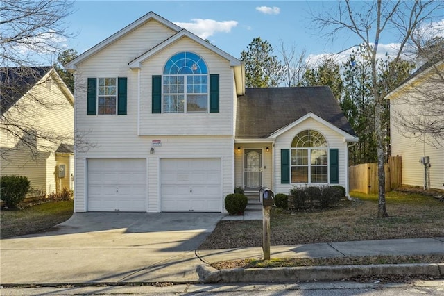 view of front property featuring a garage