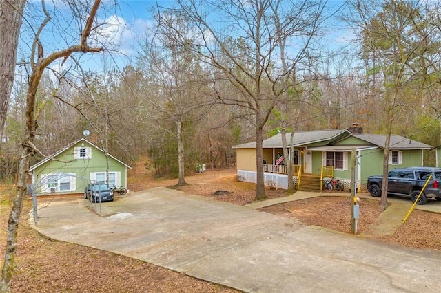 view of front of home featuring a porch