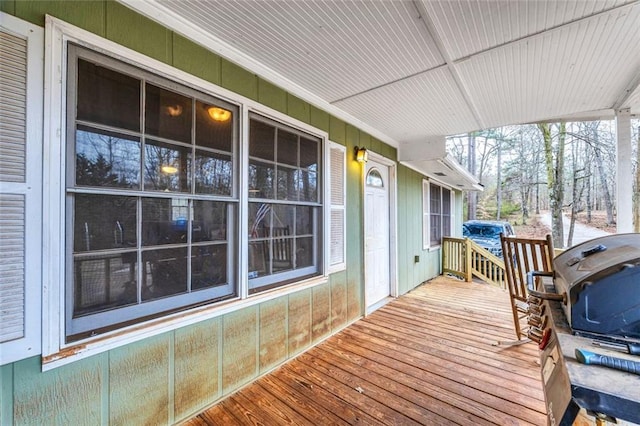 deck with grilling area