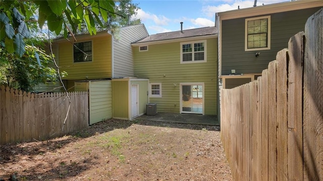 6964 Oakhill Cir, Austell, GA 30168 - rear view of house featuring fence