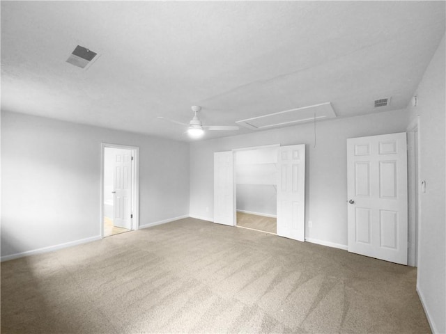 unfurnished room featuring carpet flooring and ceiling fan