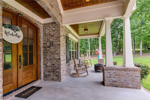 7269 Tyree Rd, Winston, GA 30187 - view of covered porch