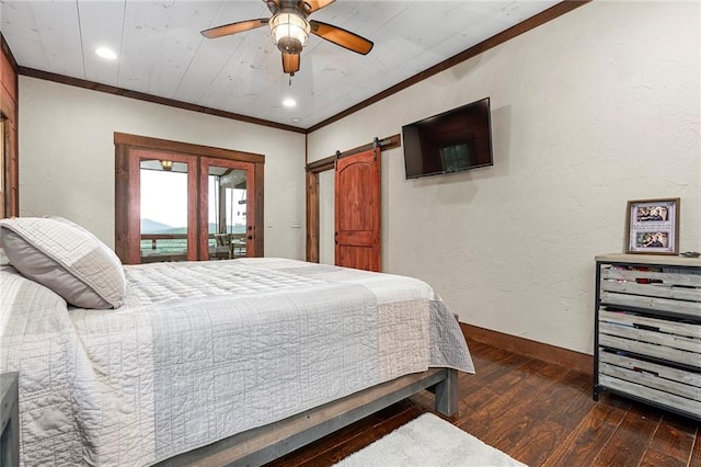 bedroom featuring dark hardwood / wood-style flooring, access to exterior, ornamental molding, a barn door, and ceiling fan