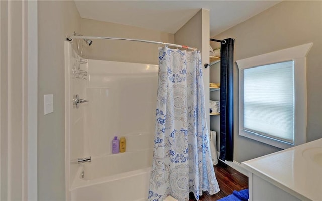 1330 Mccannon Morris Rd, Hull, GA 30646 - bathroom with wood finished floors, shower / tub combo, and vanity