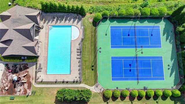 1054 Morgan Garner Dr SW, Lilburn, GA 30047 - bird's eye view of a pool area