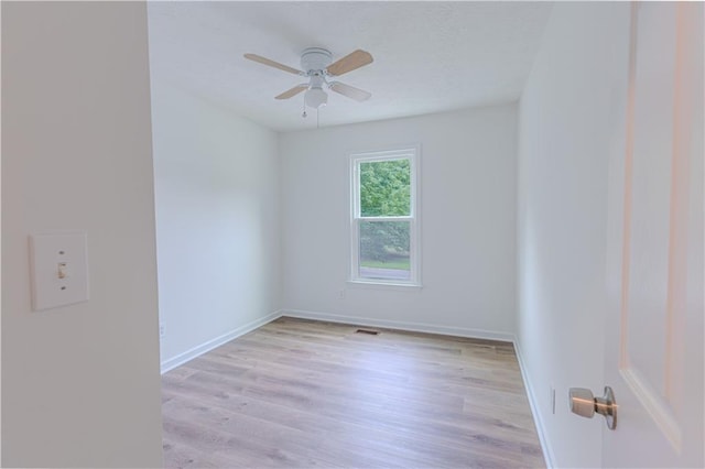 159 Aztec Way SE, Acworth, GA 30102 - unfurnished room featuring a ceiling fan, light wood-type flooring, and baseboards