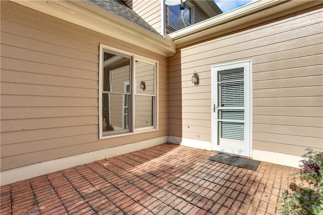 1215 Wynridge Xing, Alpharetta, GA 30005 - view of patio / terrace