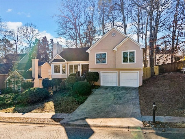 view of front facade featuring a garage