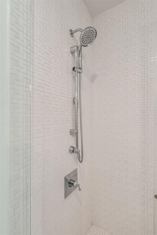 room details with a tile shower