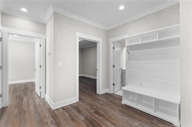 mudroom with recessed lighting, baseboards, wood finished floors, and ornamental molding