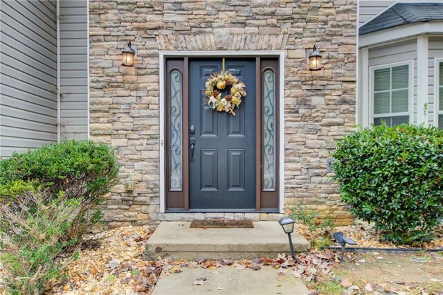 view of property entrance