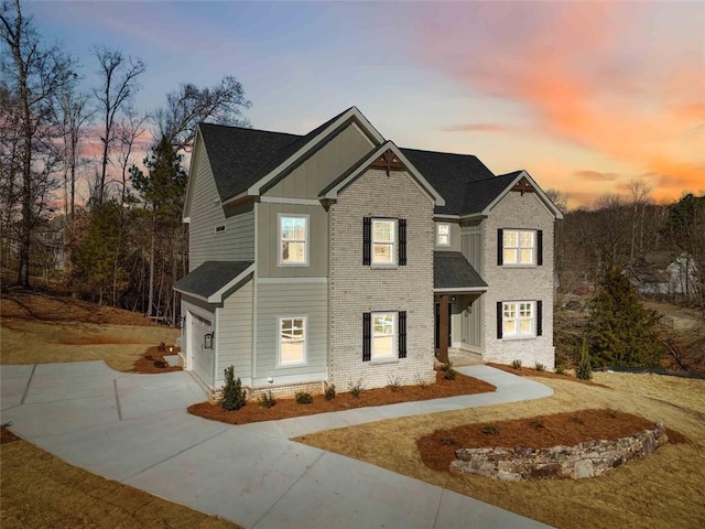 view of front of home featuring a garage