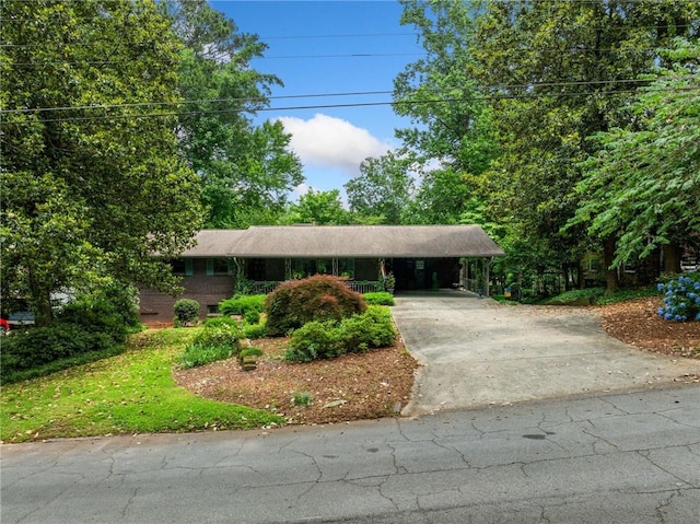 1138 Berkeley Rd, Avondale Estates, GA 30002 - ranch-style home with concrete driveway
