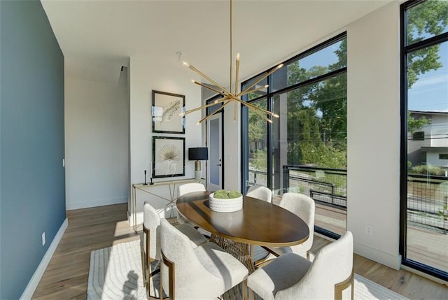 816 Berne St Unit 6, Atlanta, GA 30316 - sunroom featuring a chandelier