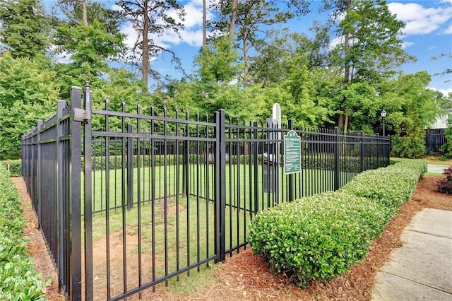 1858 Belmore St SE, Smyrna, GA 30080 - view of gate
