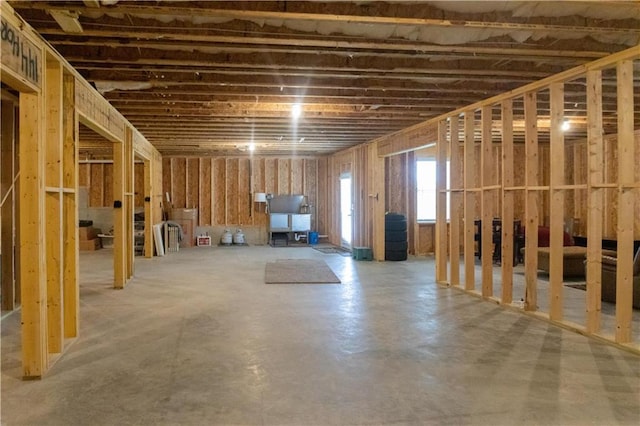 2665 Crowbrook Way, Cumming, GA 30040 - view of below grade area