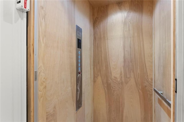 1420 Coretta Bnd, Atlanta, GA 30318 - view of elevator