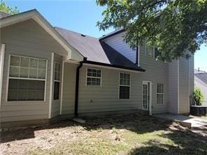 1752 Spring Hill Cv, Lithonia, GA 30058 - view of back of house